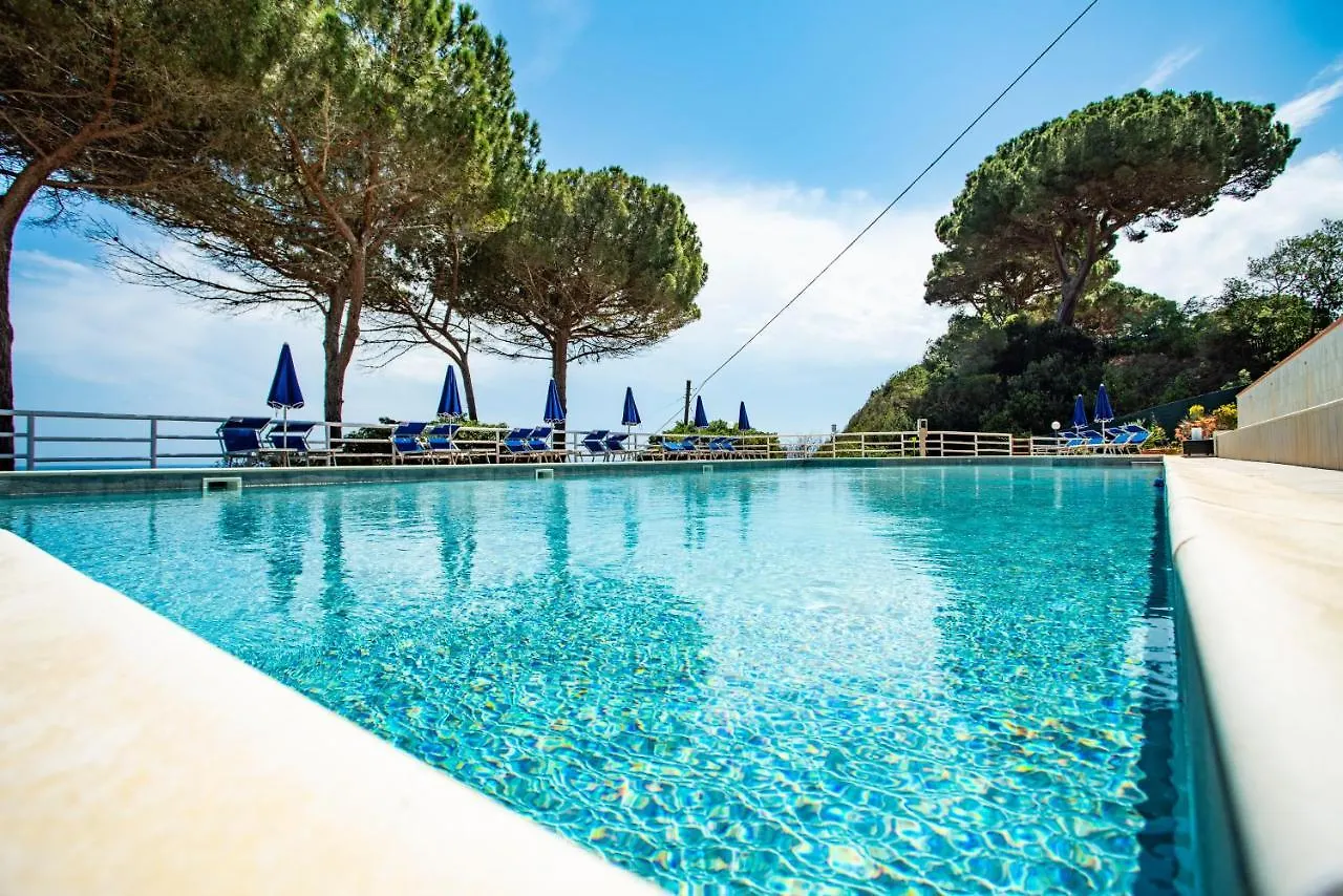 Residence Reale Porto Azzurro