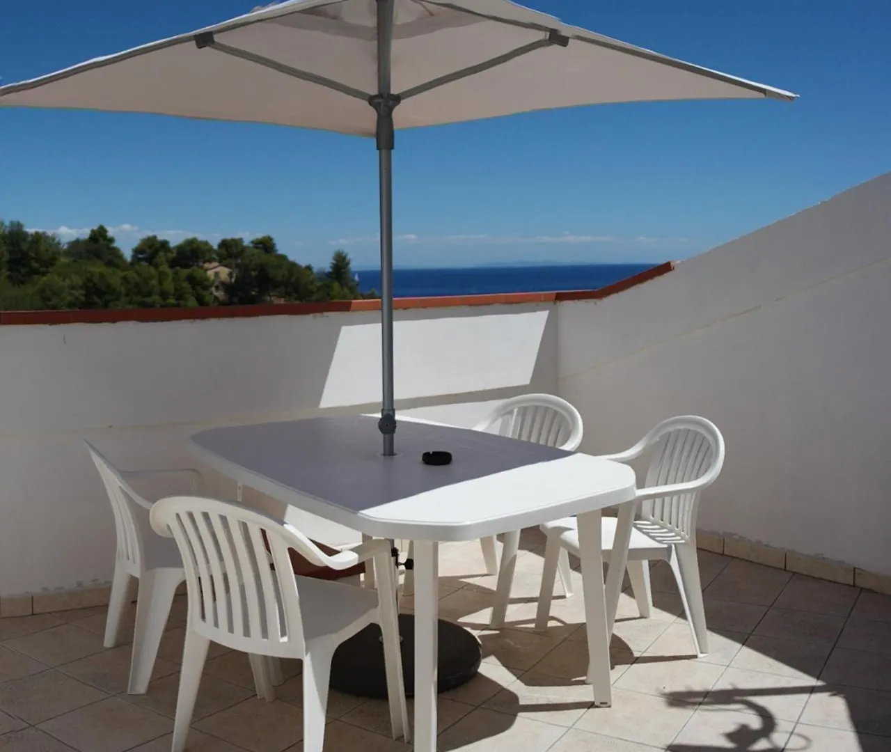 **** Lejlighedshotel Residence Reale Porto Azzurro Italien