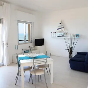 https://izzhome-bella-vista.sicilyhotelsitaly.net