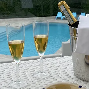 https://the-meridien-house.hotelinveneto.com