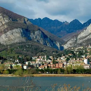 https://hotel-locanda-del-mel.it-lombardy.com